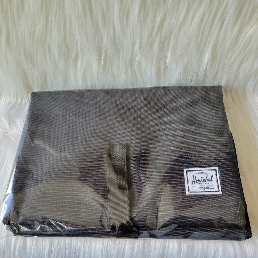 Herschel Changing Mat